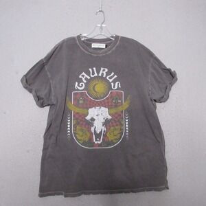 Girl Dangerous Shirt Large Gray Taurus Cow Skull Western Indie Distressed Grunge